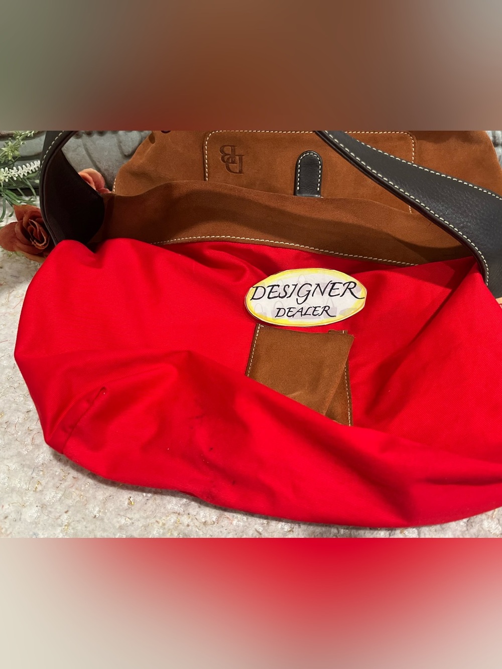 Authentic Dooney & BOURKE Suede Leather Lock Hobo Shoulder Bag Browns - Picture 12 of 12